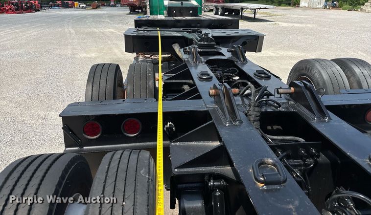 image for item DW7223 1998 Fontaine drop deck extendable equipment trailer