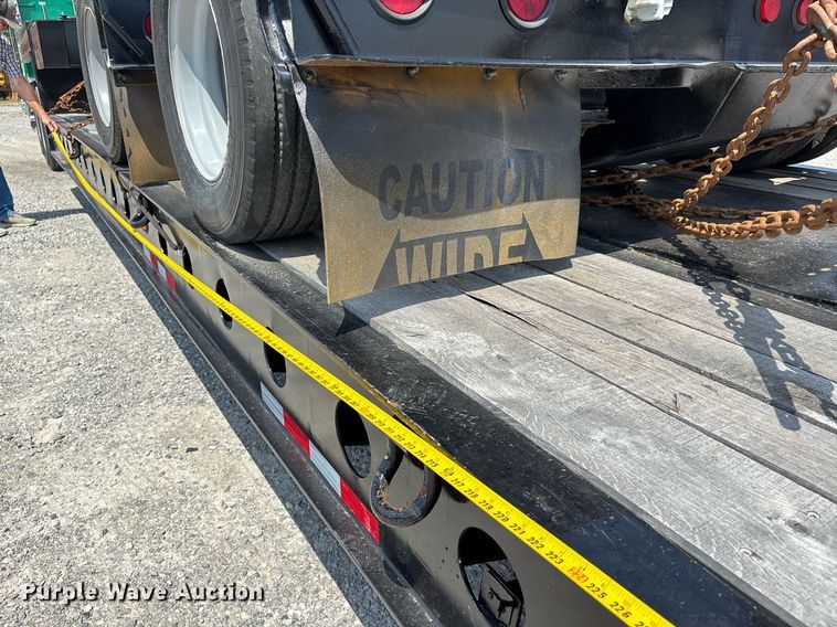 image for item DW7223 1998 Fontaine drop deck extendable equipment trailer