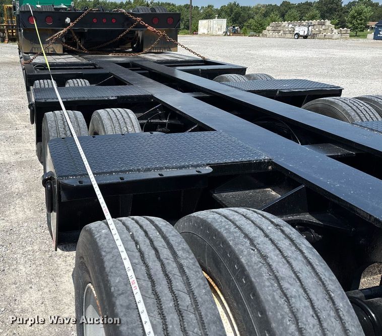 image for item DW7223 1998 Fontaine drop deck extendable equipment trailer