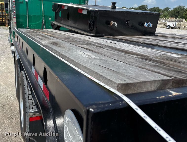 image for item DW7223 1998 Fontaine drop deck extendable equipment trailer