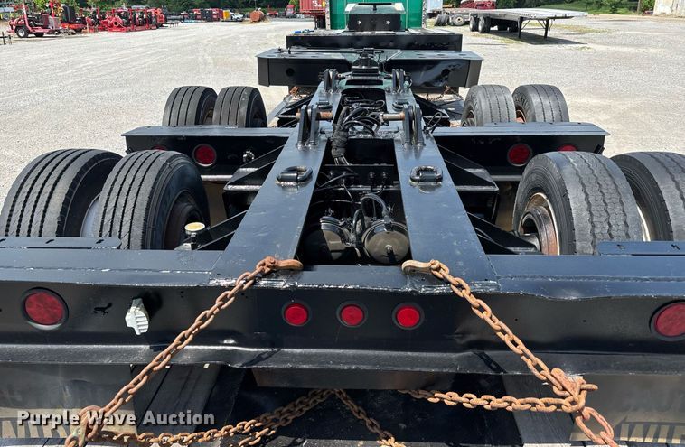 image for item DW7223 1998 Fontaine drop deck extendable equipment trailer