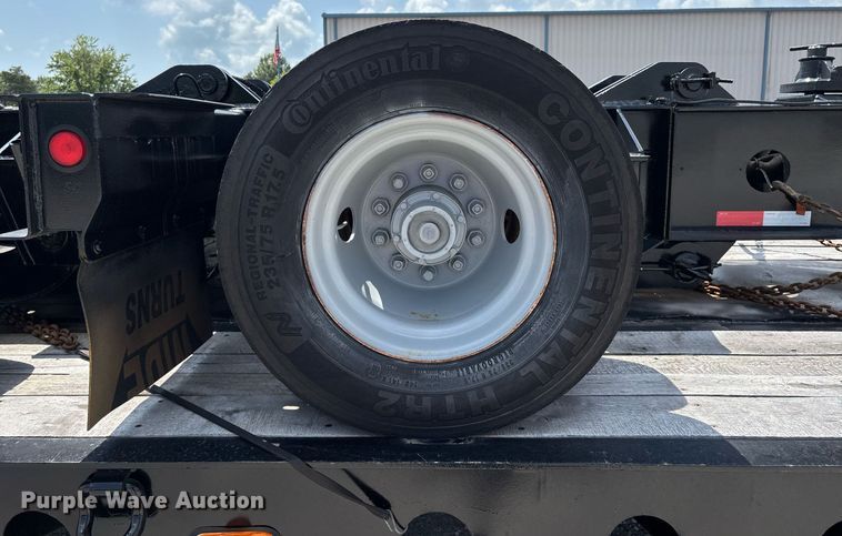 image for item DW7223 1998 Fontaine drop deck extendable equipment trailer