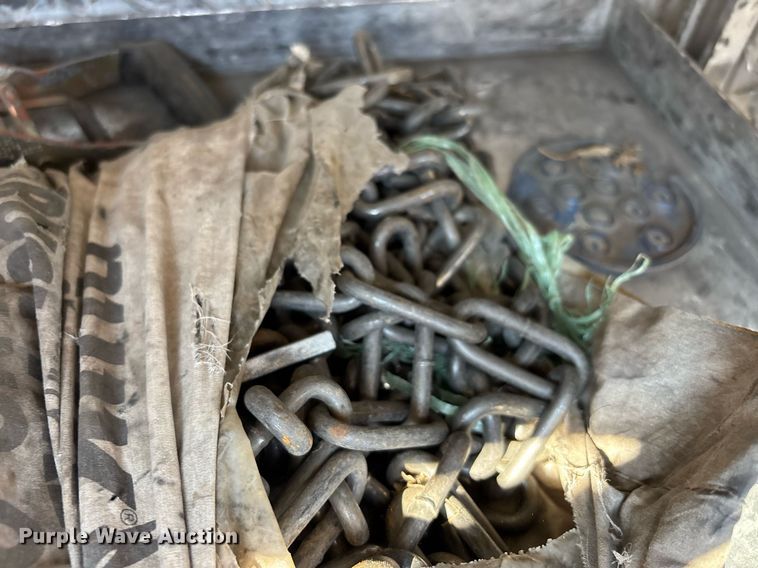 image for item DW7241 2000 Freightliner FL60 semi truck