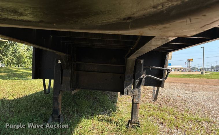 image for item DW7242 2019 Kaufman drop deck trailer