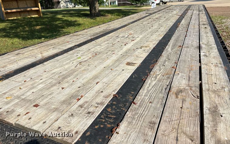 image for item DW7242 2019 Kaufman drop deck trailer