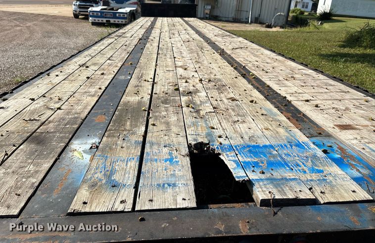 image for item DW7242 2019 Kaufman drop deck trailer