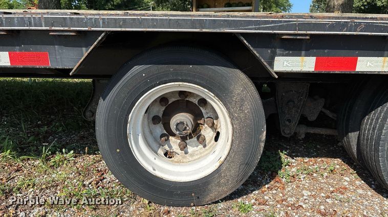 image for item DW7242 2019 Kaufman drop deck trailer