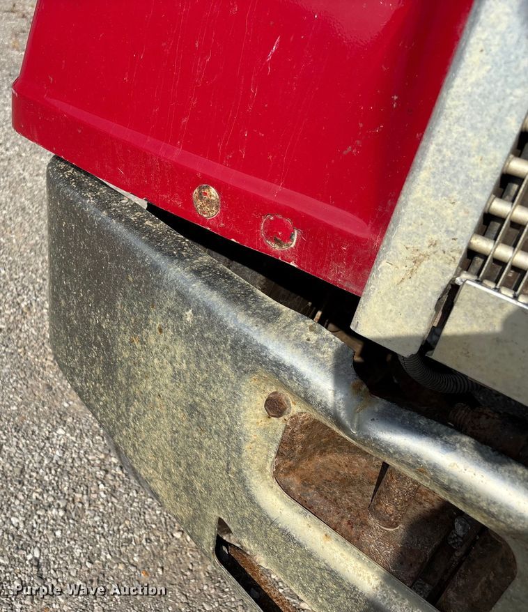 image for item DW7248 1985 Mack RW613 truck cab and chassis