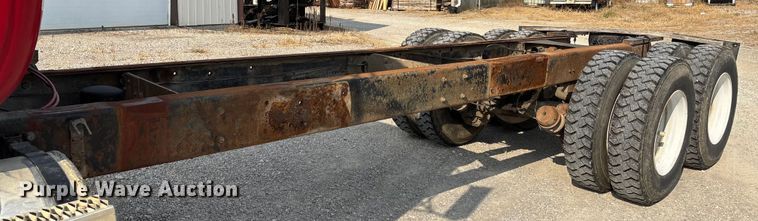 image for item DW7248 1985 Mack RW613 truck cab and chassis