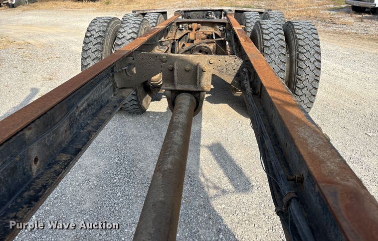 image for item DW7248 1985 Mack RW613 truck cab and chassis