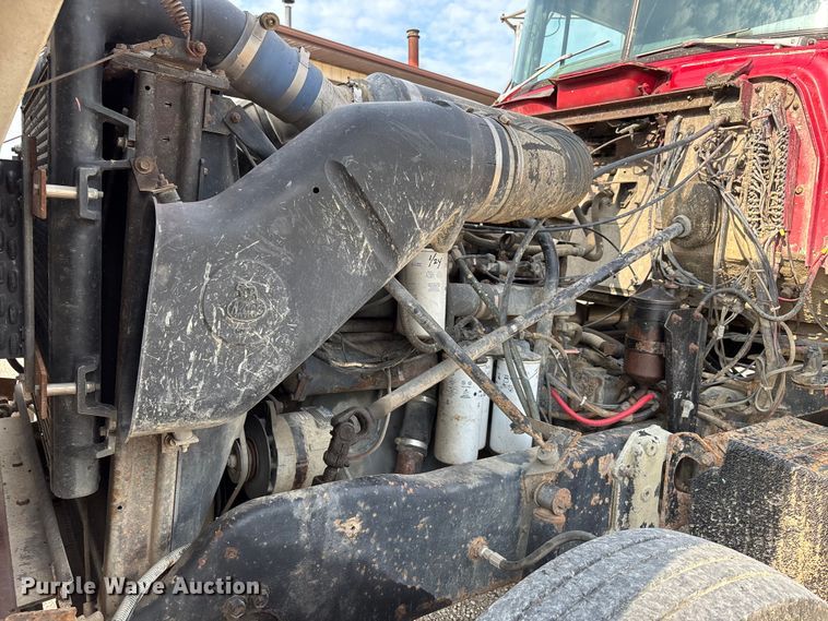 image for item DW7248 1985 Mack RW613 truck cab and chassis