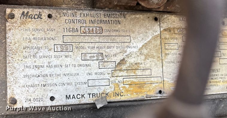 image for item DW7248 1985 Mack RW613 truck cab and chassis