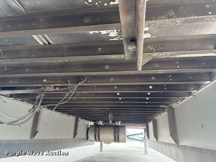 image for item DX7971 2014 Utility Trailer VS2RA refrigerated van trailer