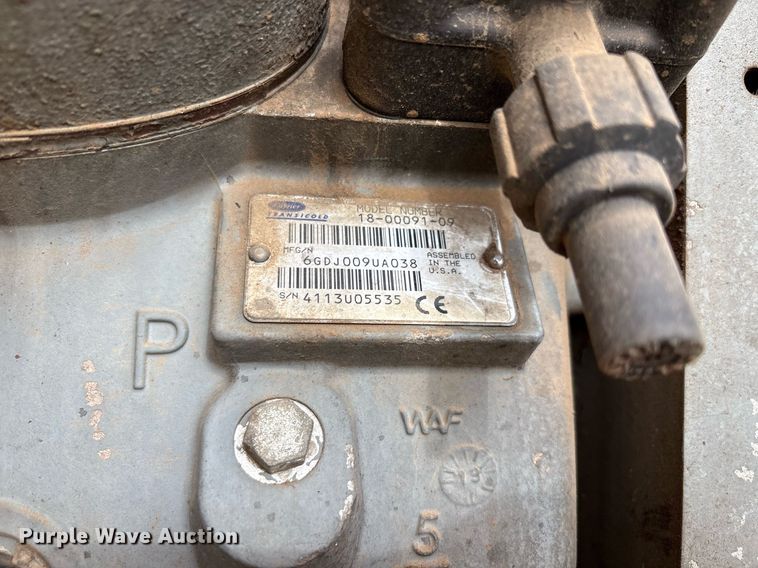 image for item DX7971 2014 Utility Trailer VS2RA refrigerated van trailer