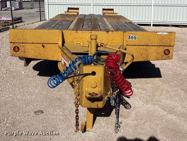 image for item DX8061 2008 Interstate 20DTA equipment trailer