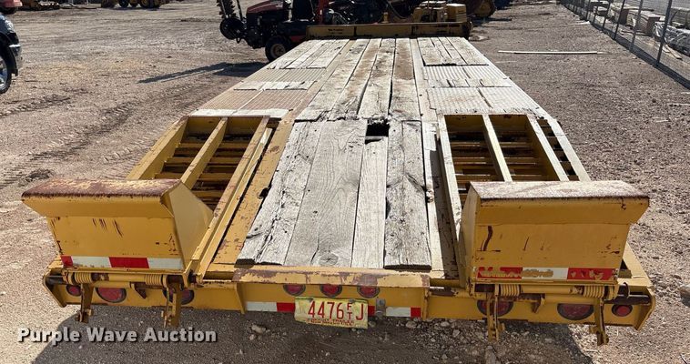 image for item DX8061 2008 Interstate 20DTA equipment trailer