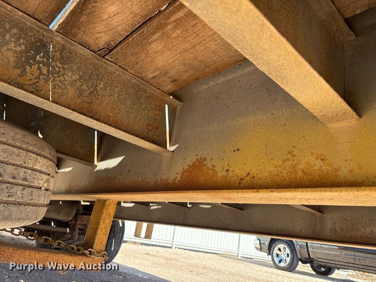 image for item DX8061 2008 Interstate 20DTA equipment trailer