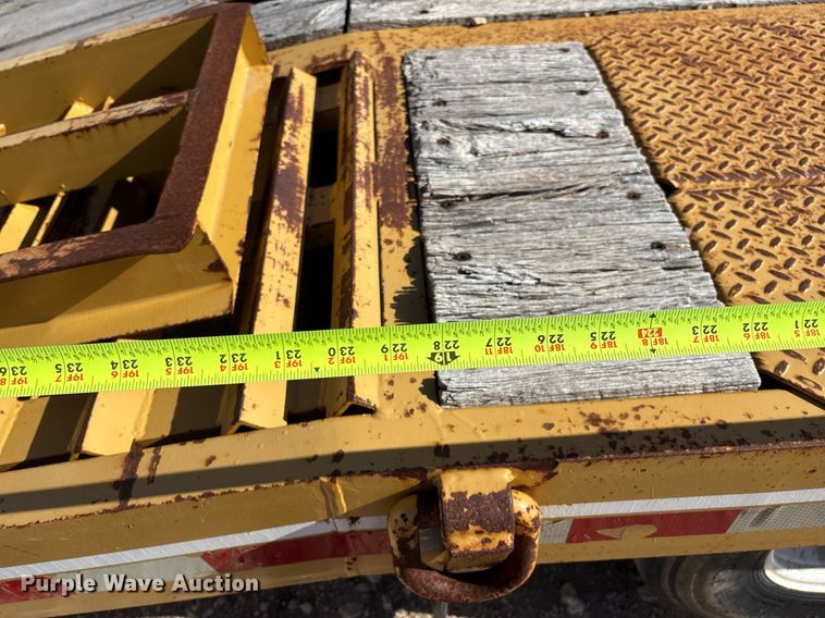 image for item DX8061 2008 Interstate 20DTA equipment trailer