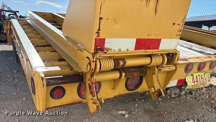 image for item DX8061 2008 Interstate 20DTA equipment trailer