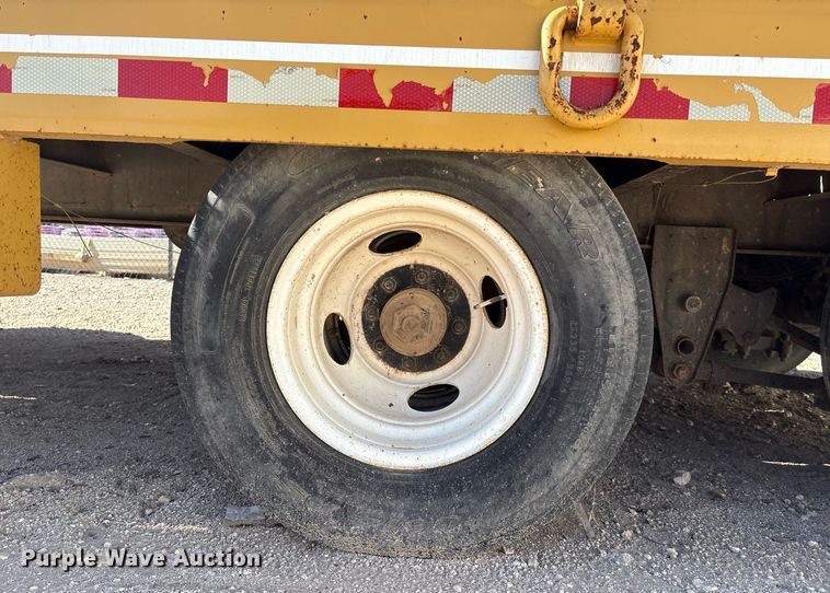 image for item DX8061 2008 Interstate 20DTA equipment trailer