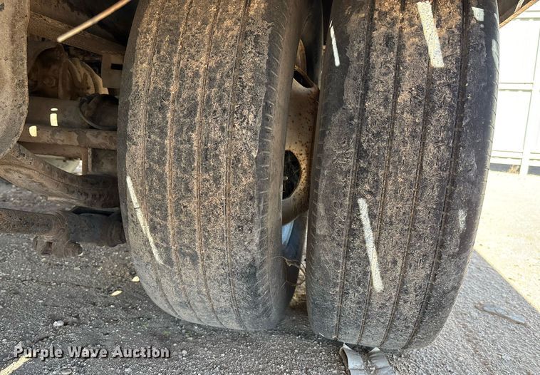 image for item DX8061 2008 Interstate 20DTA equipment trailer