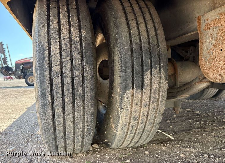 image for item DX8061 2008 Interstate 20DTA equipment trailer