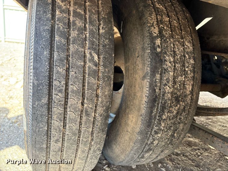 image for item DX8061 2008 Interstate 20DTA equipment trailer