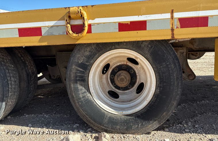 image for item DX8061 2008 Interstate 20DTA equipment trailer