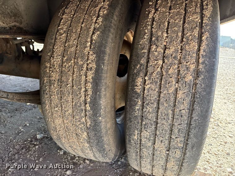 image for item DX8061 2008 Interstate 20DTA equipment trailer