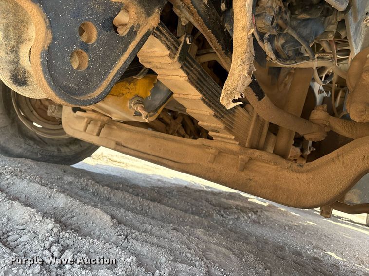 image for item DX8069 2014 Caterpillar CT660 semi truck