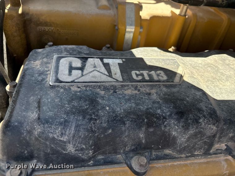 image for item DX8069 2014 Caterpillar CT660 semi truck