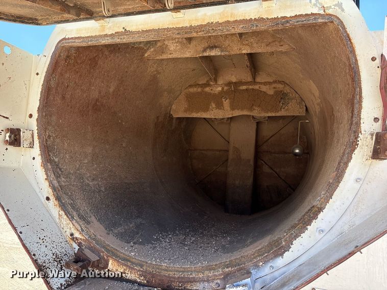 image for item DX8070 2009 International 7600 hydrovac truck