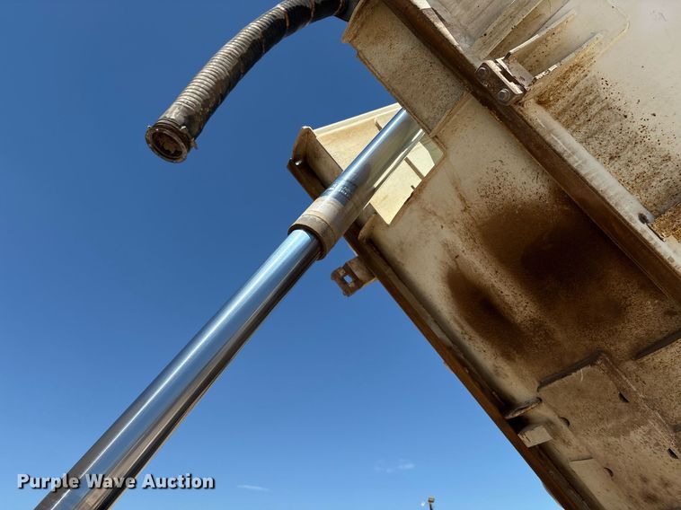 image for item DX8070 2009 International 7600 hydrovac truck