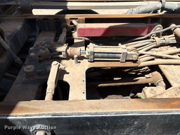 image for item DX8070 2009 International 7600 hydrovac truck