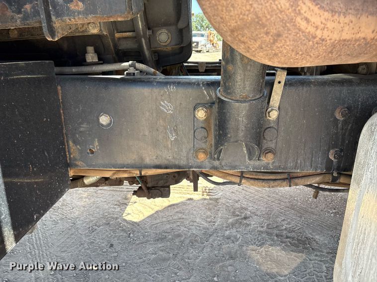 image for item DX8070 2009 International 7600 hydrovac truck