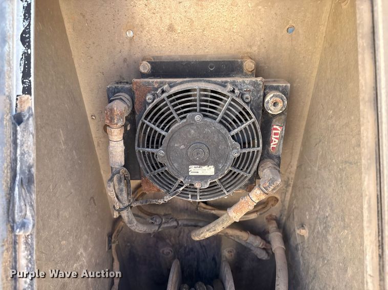 image for item DX8070 2009 International 7600 hydrovac truck