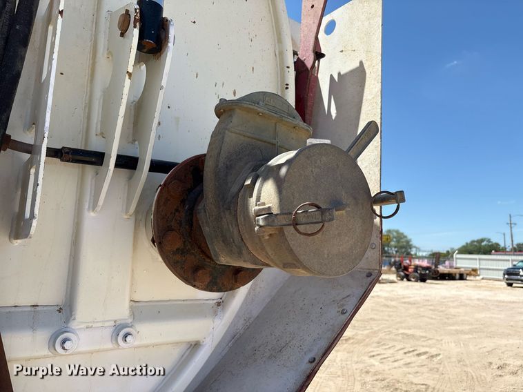 image for item DX8070 2009 International 7600 hydrovac truck