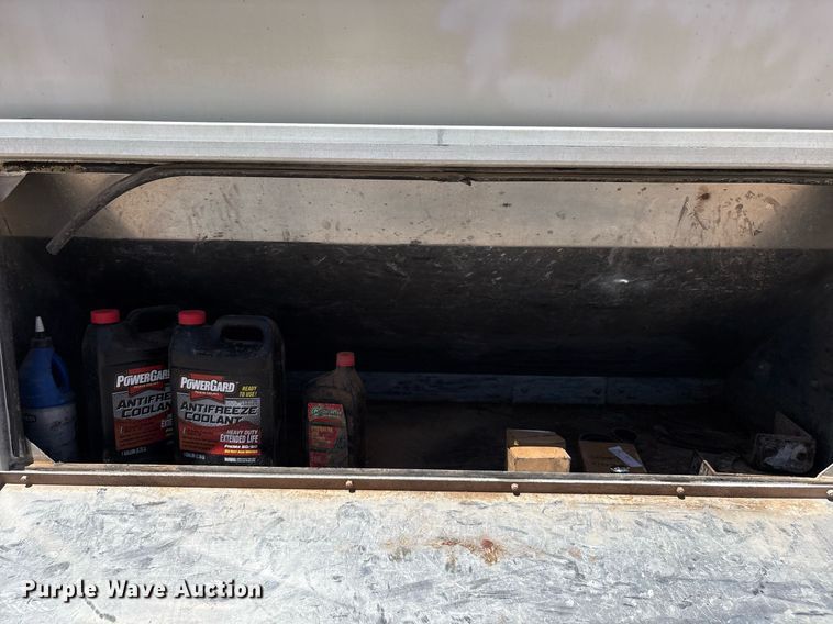 image for item DX8070 2009 International 7600 hydrovac truck