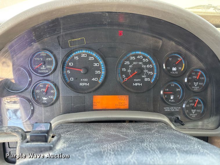 image for item DX8070 2009 International 7600 hydrovac truck