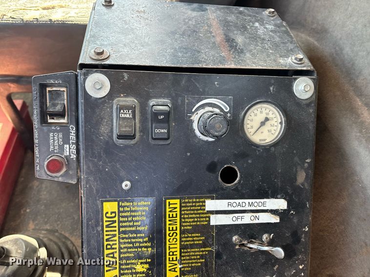 image for item DX8070 2009 International 7600 hydrovac truck