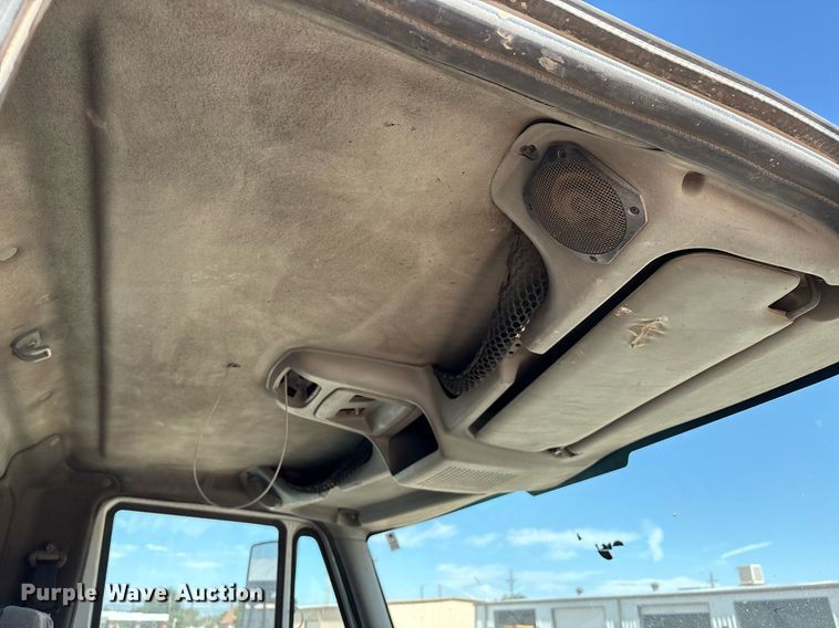 image for item DX8070 2009 International 7600 hydrovac truck