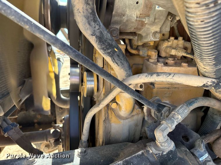 image for item DX8070 2009 International 7600 hydrovac truck