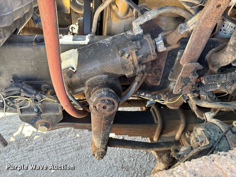 image for item DX8070 2009 International 7600 hydrovac truck