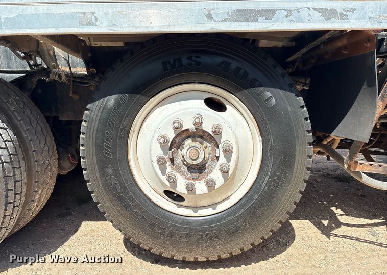 image for item DX8070 2009 International 7600 hydrovac truck