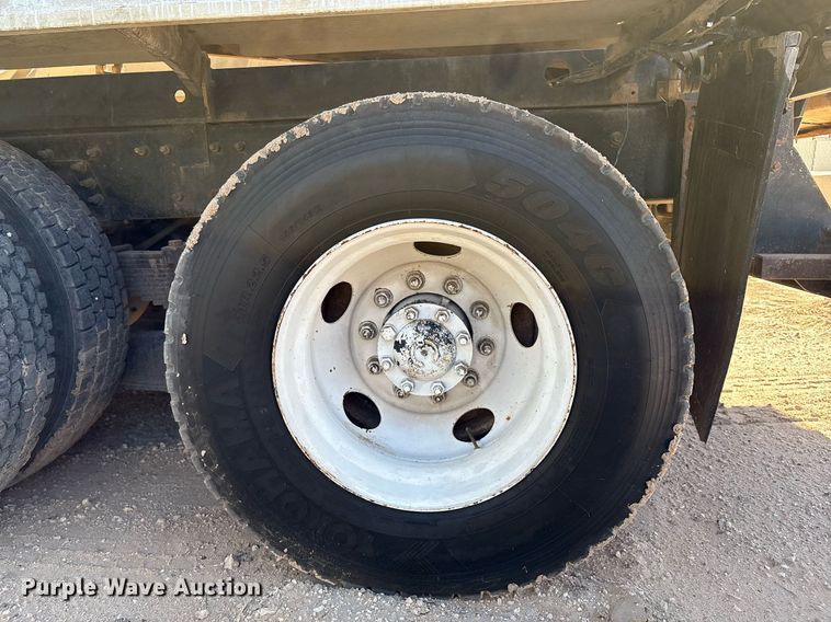 image for item DX8070 2009 International 7600 hydrovac truck