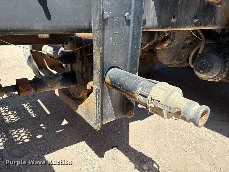 image for item DX8071 2008 International 7600 tank truck