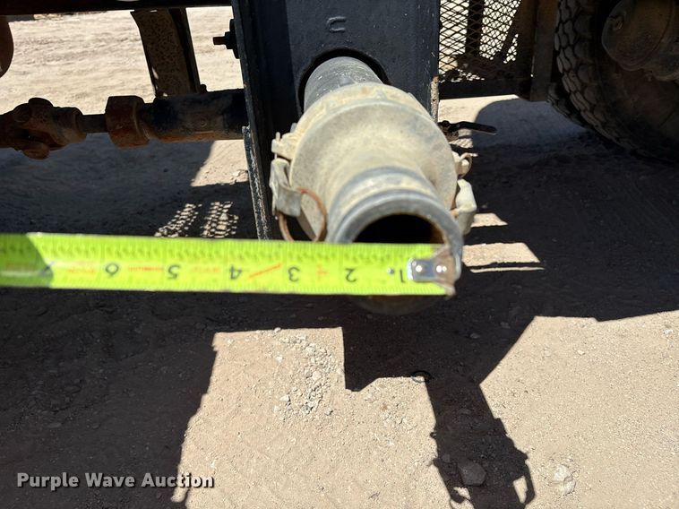 image for item DX8071 2008 International 7600 tank truck