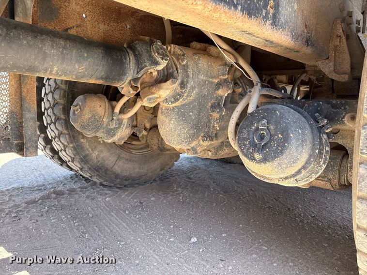 image for item DX8071 2008 International 7600 tank truck