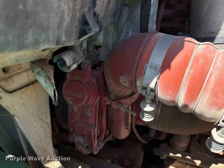 image for item DX8071 2008 International 7600 tank truck