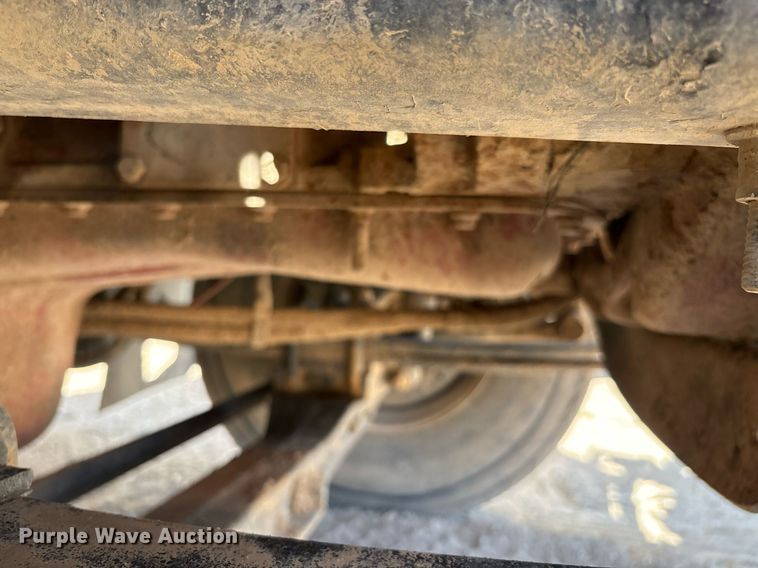 image for item DX8071 2008 International 7600 tank truck